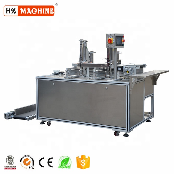 Automatic Facial Mask Folding Machine for Manufacturing Plant