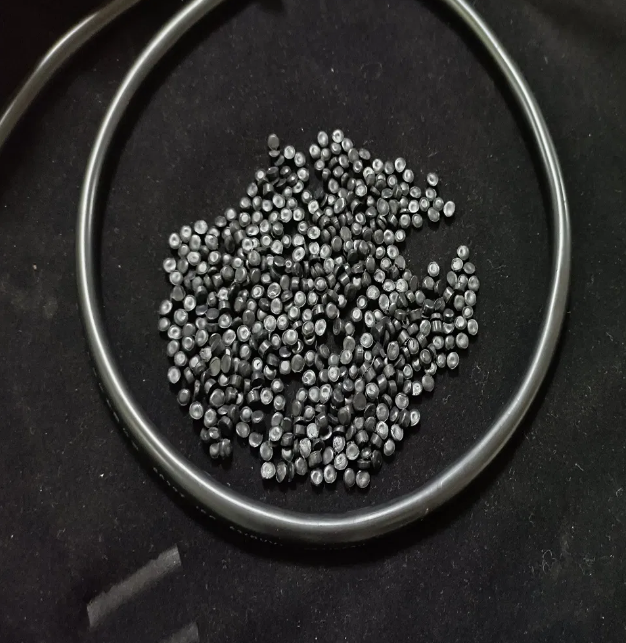 Extrusion Soft PVC Granules Compound Anti-Aging Plastic Pellets