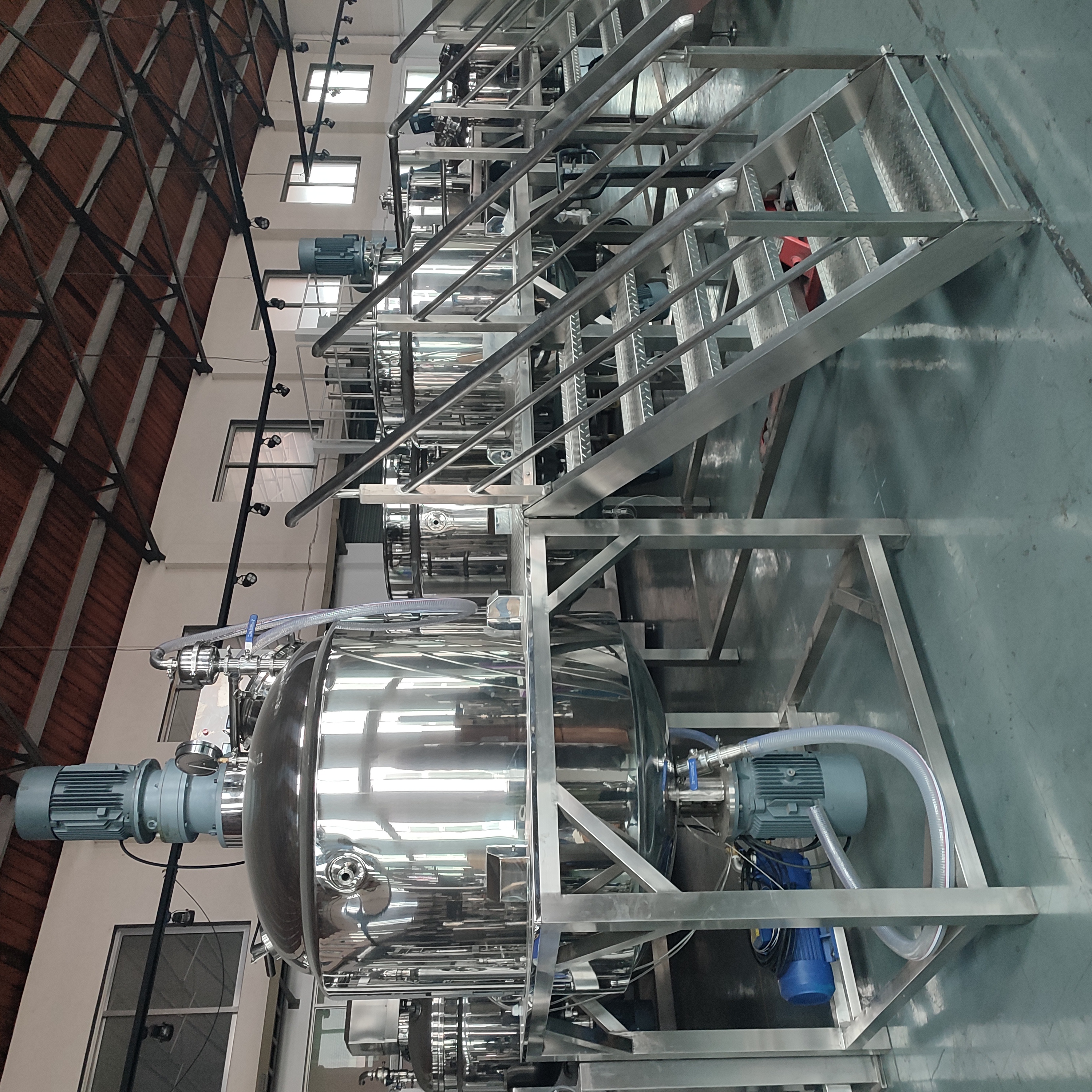 1000l Fixed Vacuum Manufacturing Plant Beauty Cream Making Machine Skin Care Cream Mixing Machine