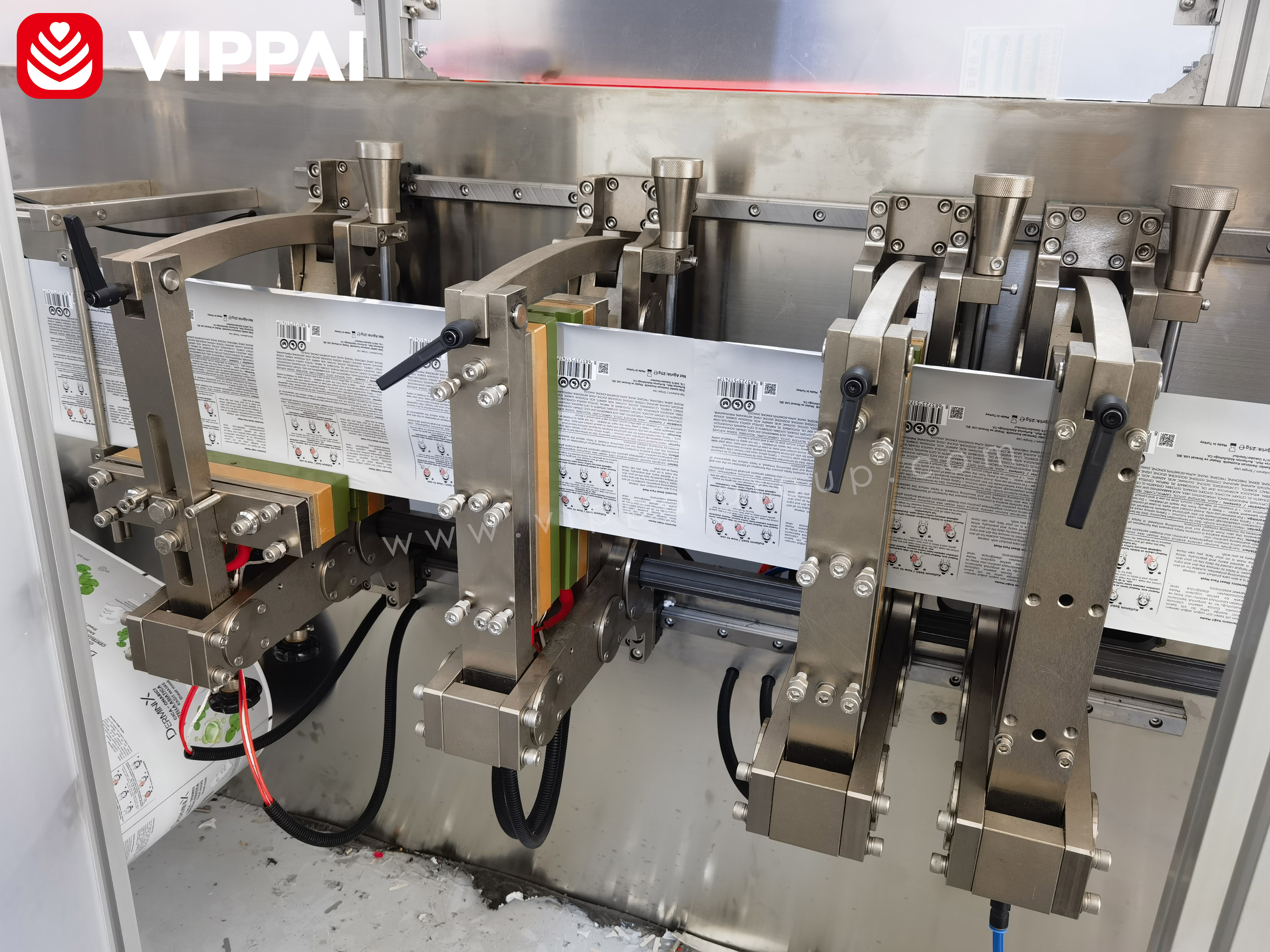 VIPPAI the Most Popular New Cosmetics Skin Care Medical Face Sheet Mask Making Machine Fully Automatic Equipment