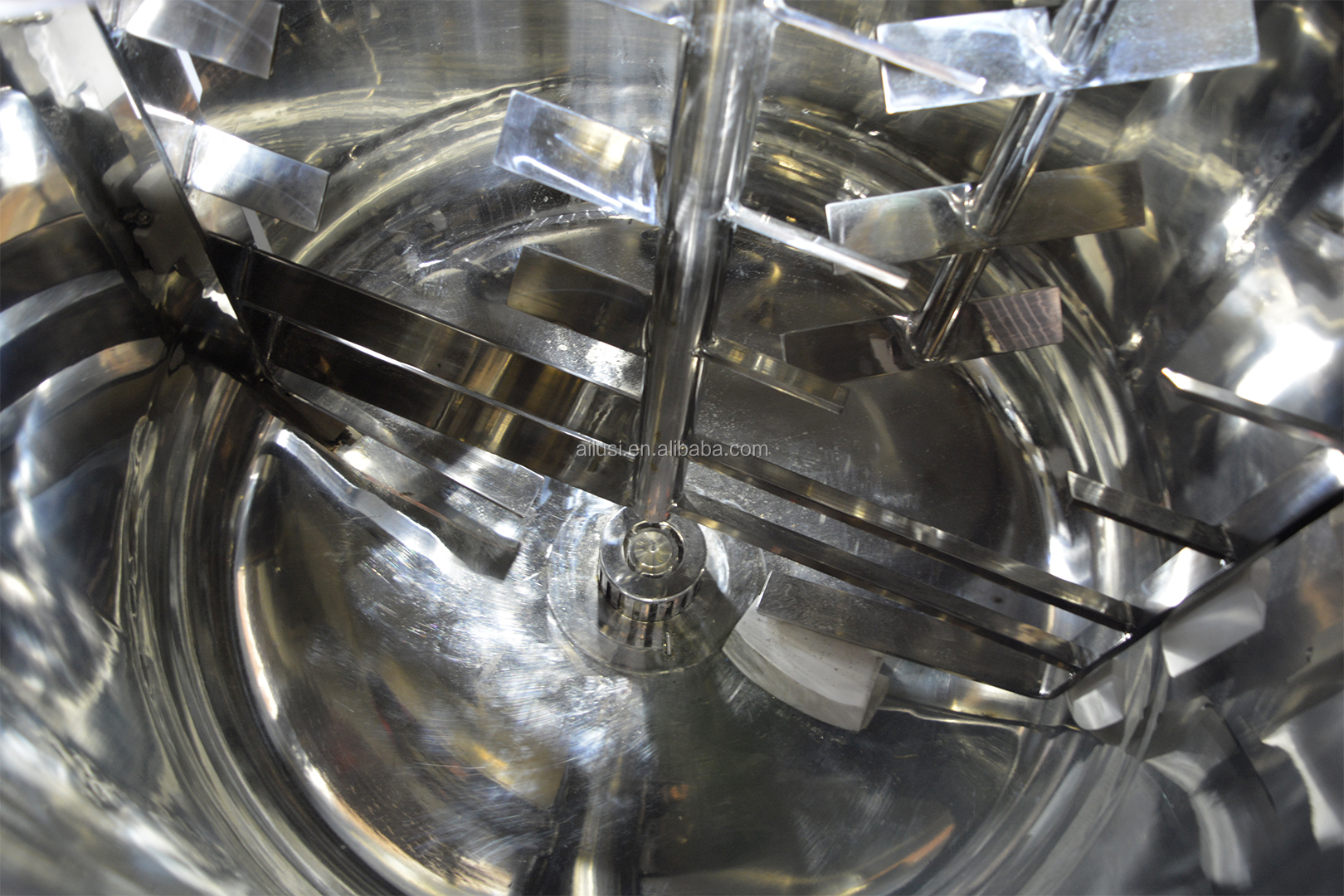 High Quality Standard Face Lotion Cream Body Lotion Manufacturer Cream Making Vacuum Emulsifying Mixer Cosmetic Machine