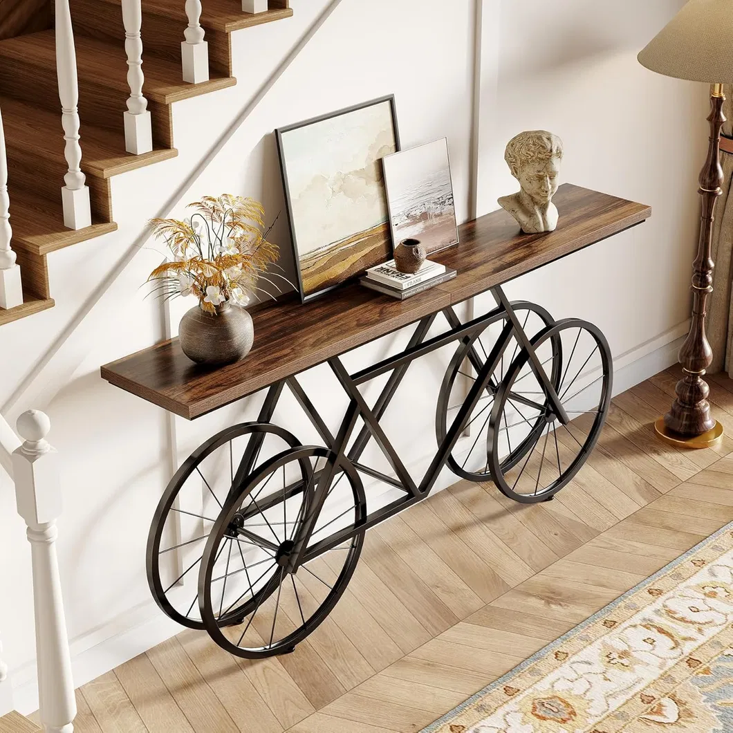 Detailed Table Photo 1