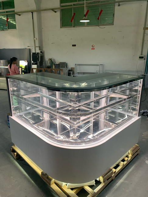 Corner Cake Display Cabinet for Refrigerated Bakery Showcases