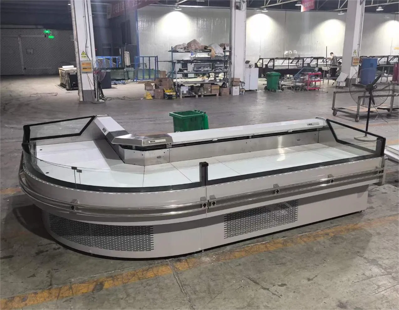 Supermarket Equipment Deli Corner Display Cabinet Fresh Meat Display Refrigerated Cabinet