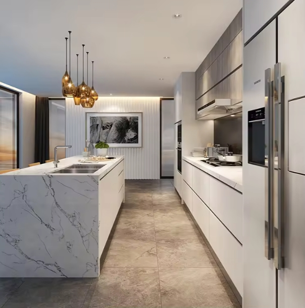 High Quality Modern Modular Solid Wood Cabinets High End Kitchen Cabinets with Backsplash for Home Pantry