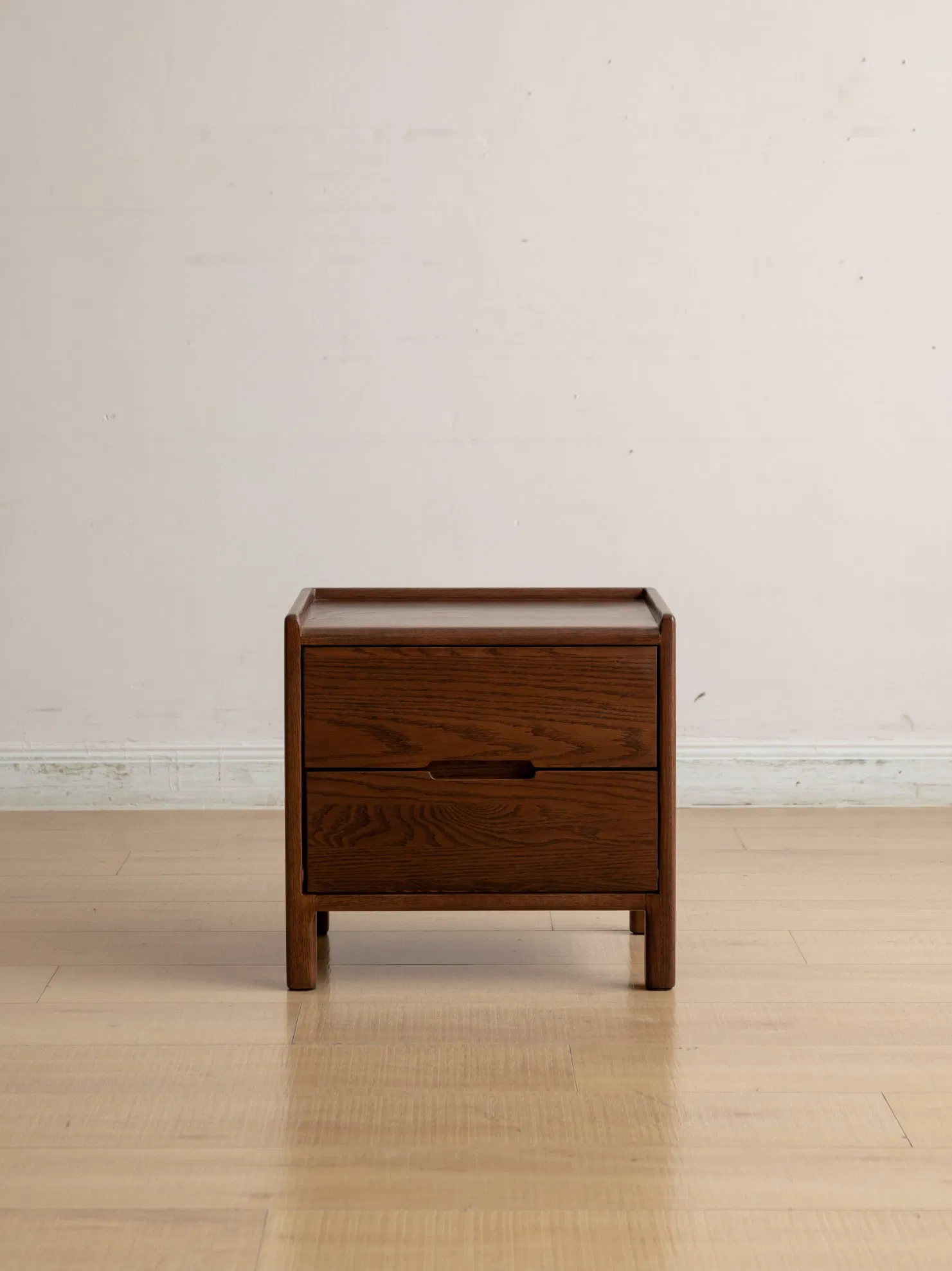 Mesa de cabeceira contemporânea chique em madeira de carvalho vermelho sólido para o quarto
