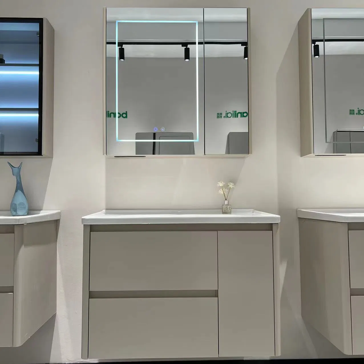Vanidade de banheiro em PVC com gavetas duplas modernas e uma porta