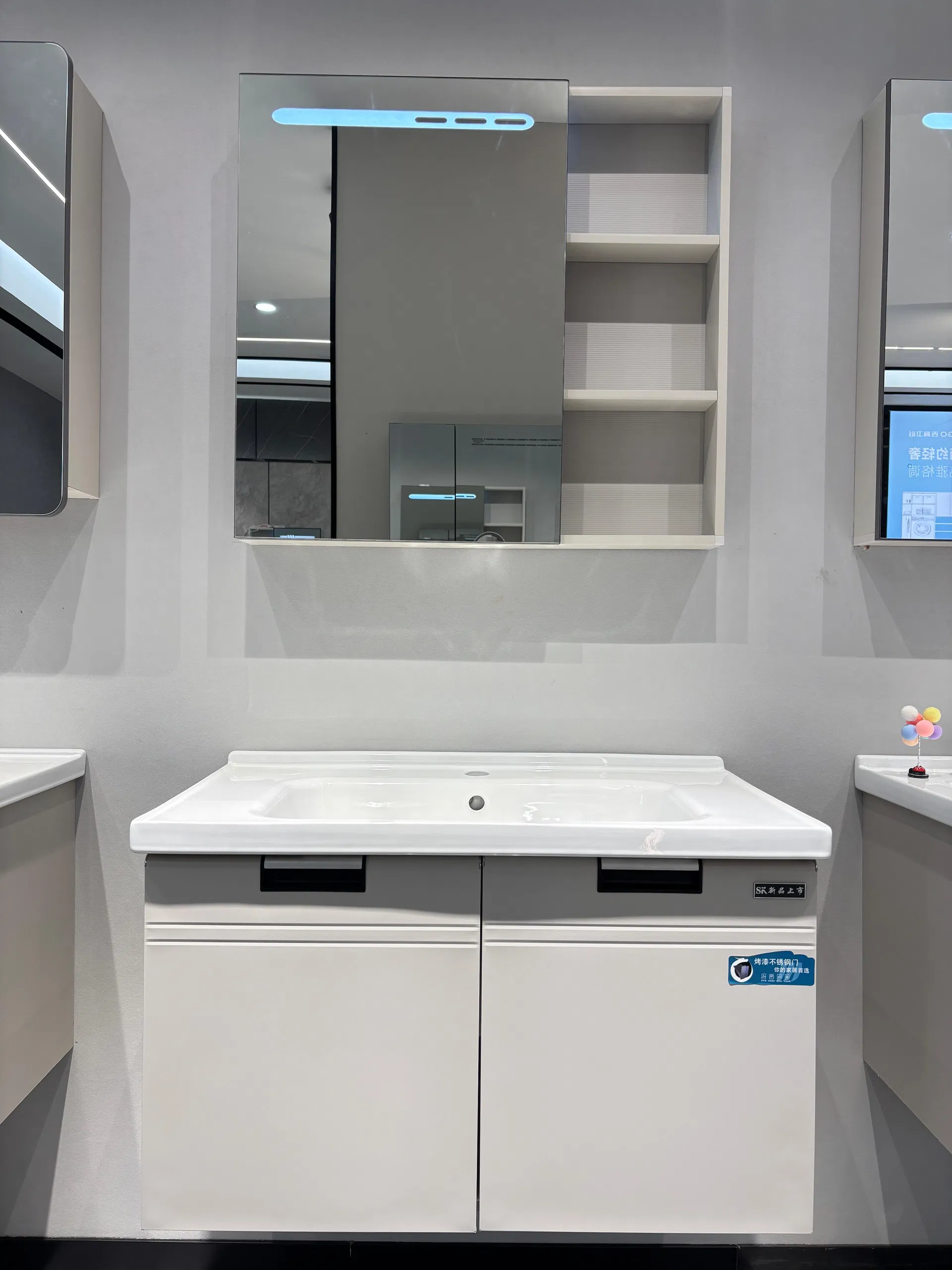 Conjunto de Gabinete de Banheiro Moderno com Pia Única Montado na Parede Vanities Home 2