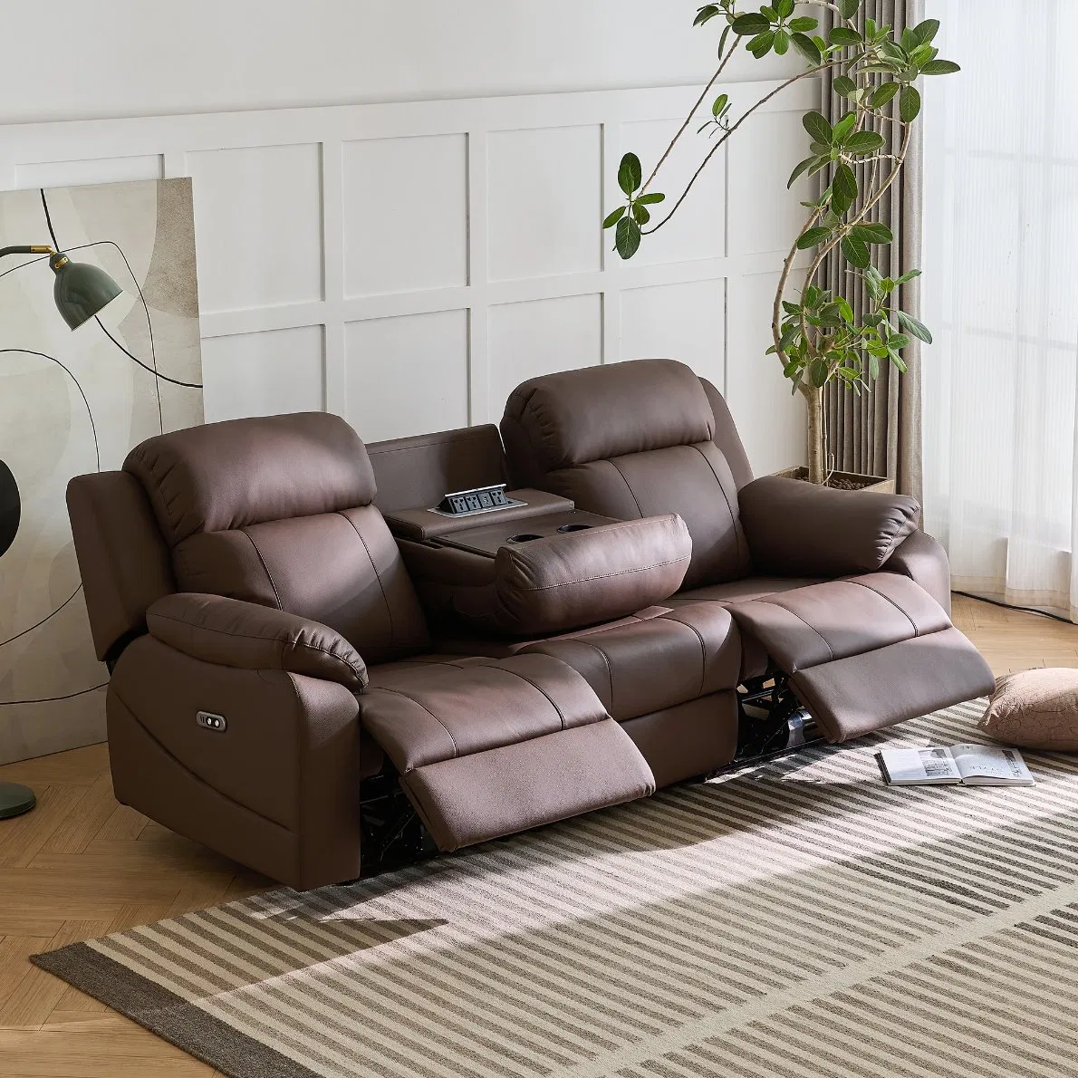 Sofá reclinável elétrico contemporâneo de couro luxuoso para três lugares, mobiliário da casa elegante