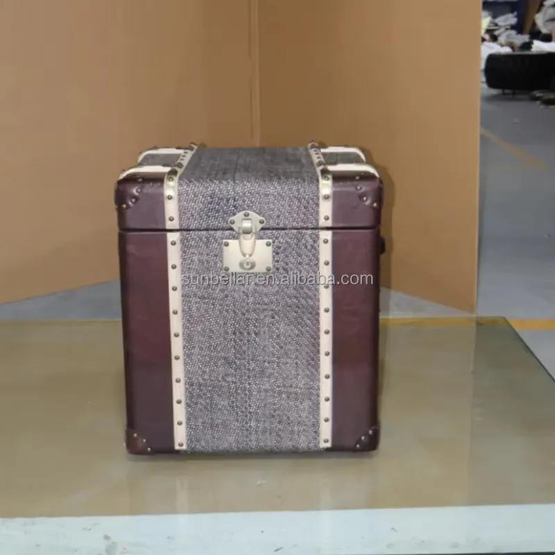 Detailed Photo 1