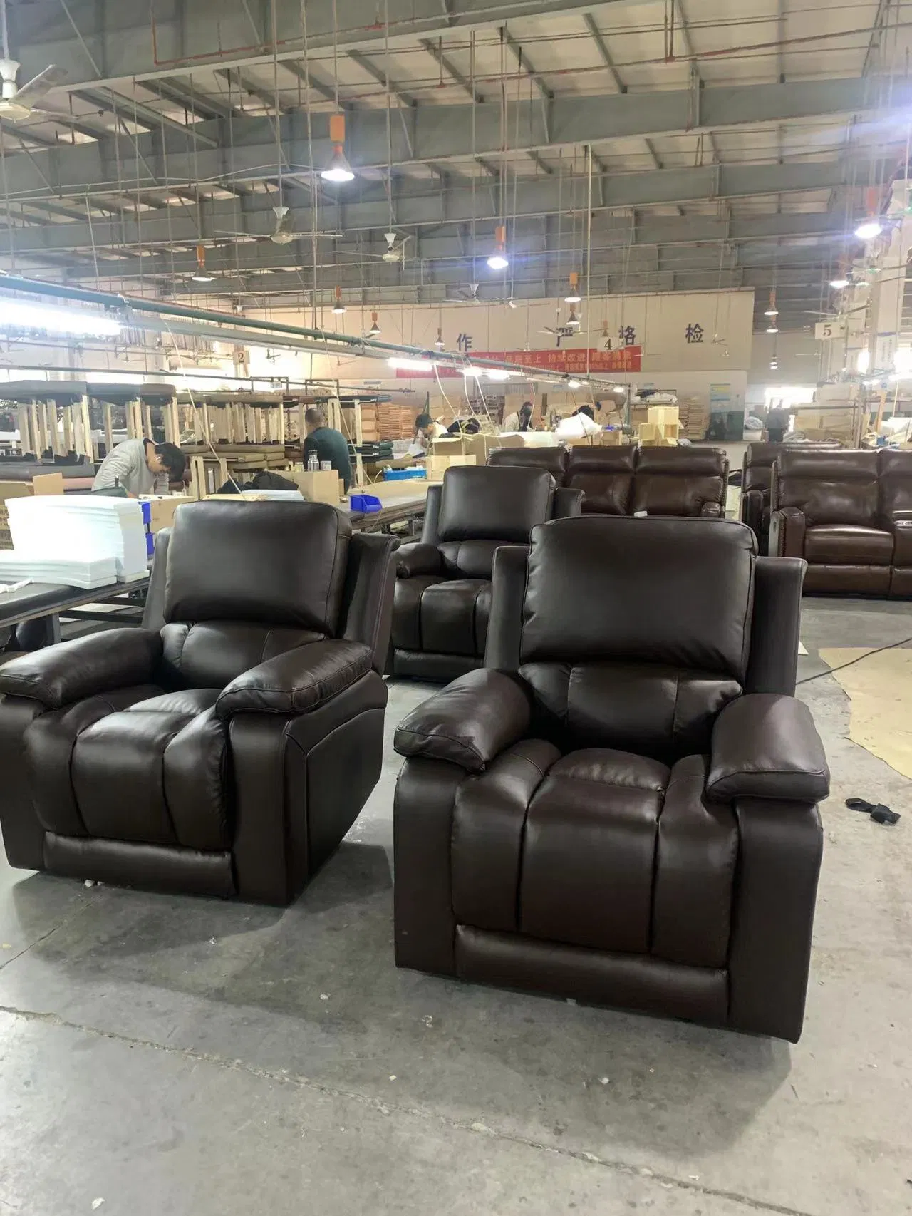Conjunto de Sofás Recliners Elétricos Modernos de Couro Luxuoso para Sala de Estar