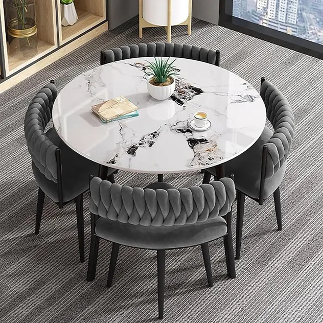 Detalhe da Mesa de Jantar 1