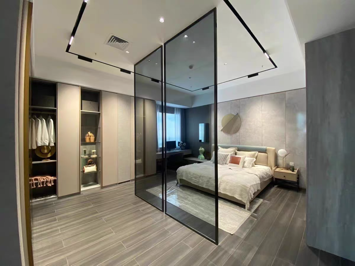 Showcase Gallery 2
