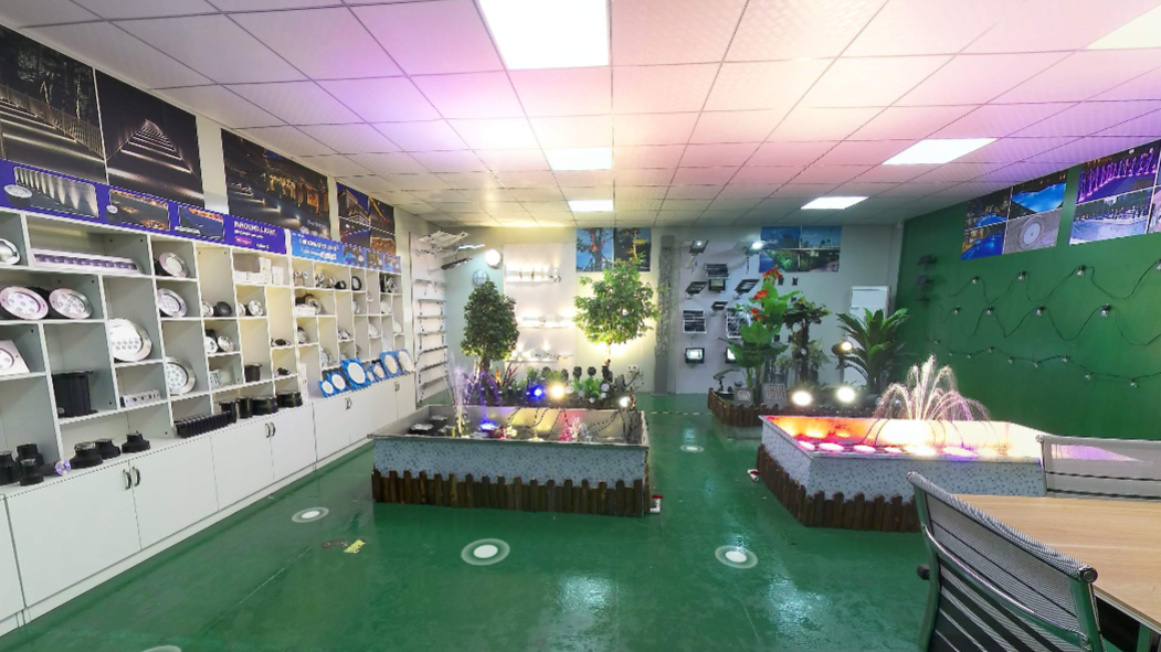 VR Showroom Link