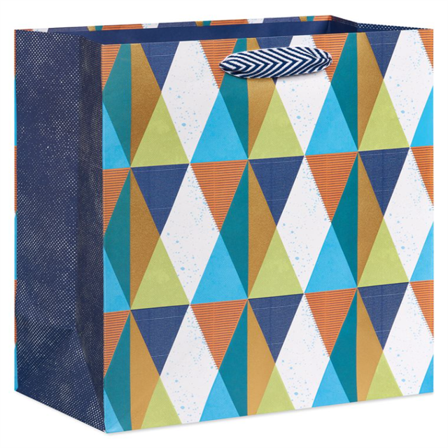 Customized Creative Portable Paper bag Printing Hand Paper Bags for Christmas Gifts
