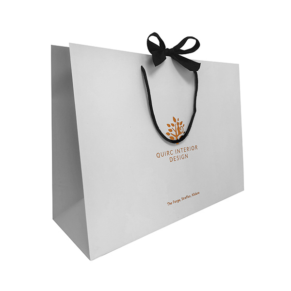 Customized Luxury Branded Cardboard Paper Gift Bag with Grain and Rope Handle Manufacturer, Wholesales