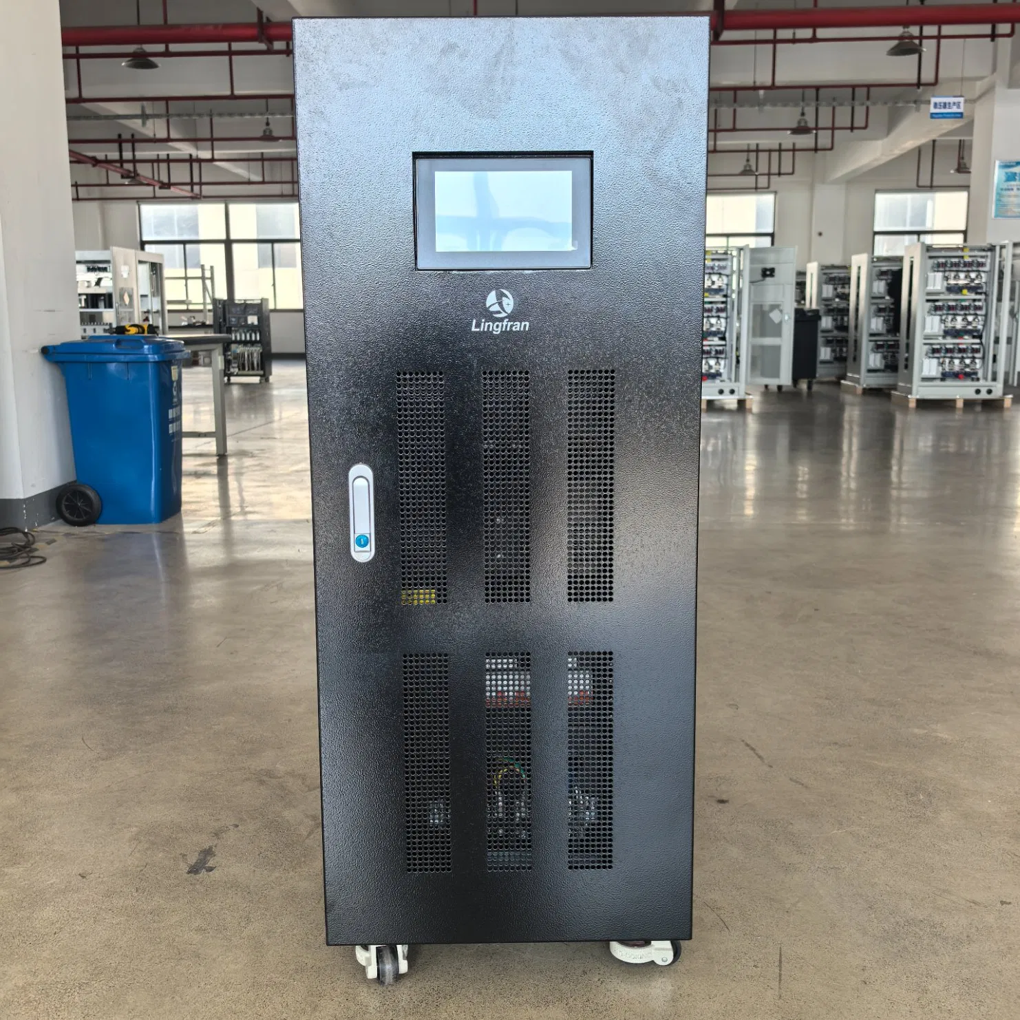 400Hz to 50/60Hz Compact Frequency Converter for AC Power Transformation