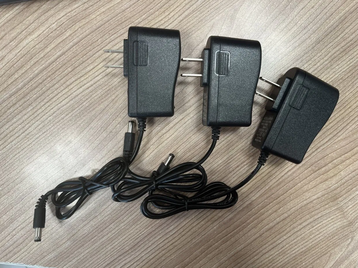 AC 100-240V to DC 12V 1.5A Us Plug Power Adapter
