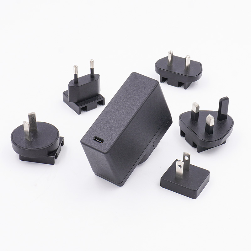 Ue Electronic 15W 27W 36W 45W AC DC Wall Charger Medical Adaptor 5V 3A 9V 3A 12V 3A 15V 3A 20V 2.25A Medical Power Adaptor