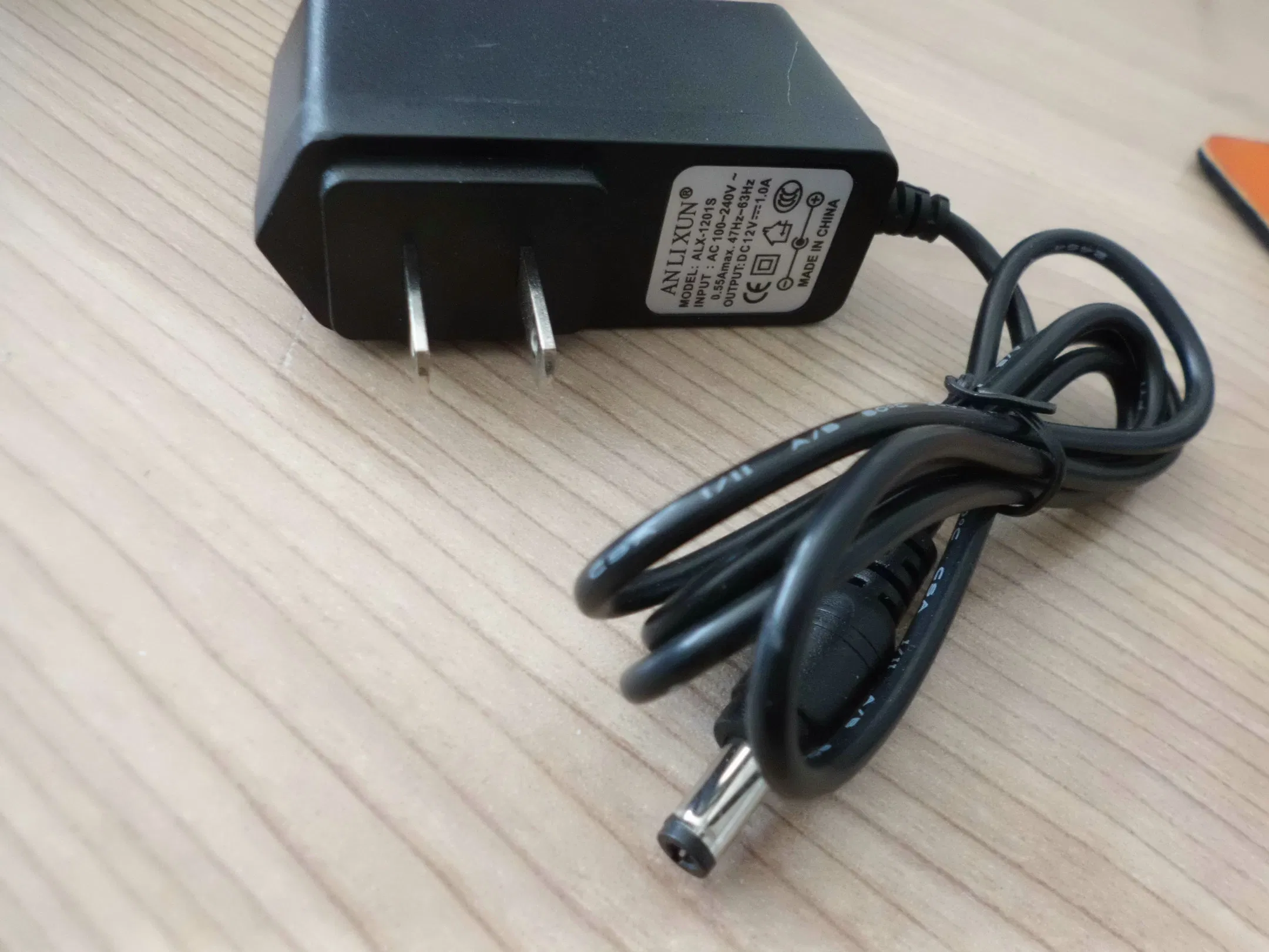12V1a EU Plug AC DC Charger Power Adapter/Adaptor