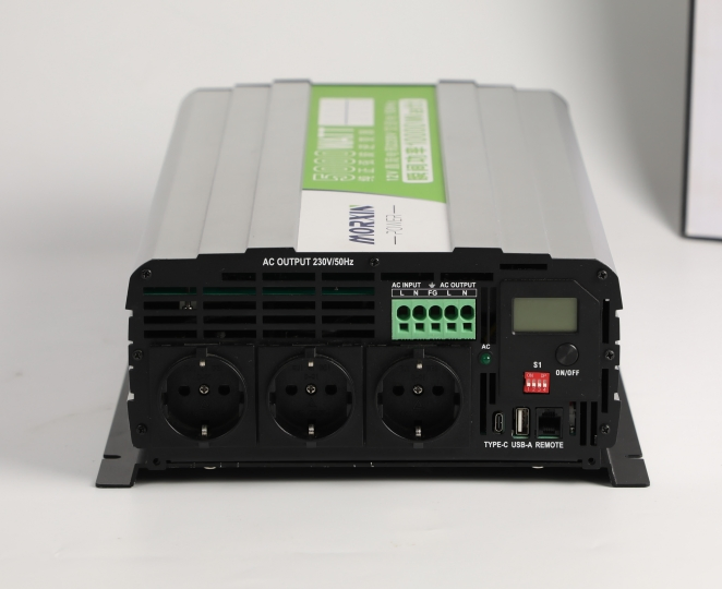Voltage Converters 5000W 10000W DC 12V to AC 220V Pure Sine Wave Power Inverter for Universal Sockets