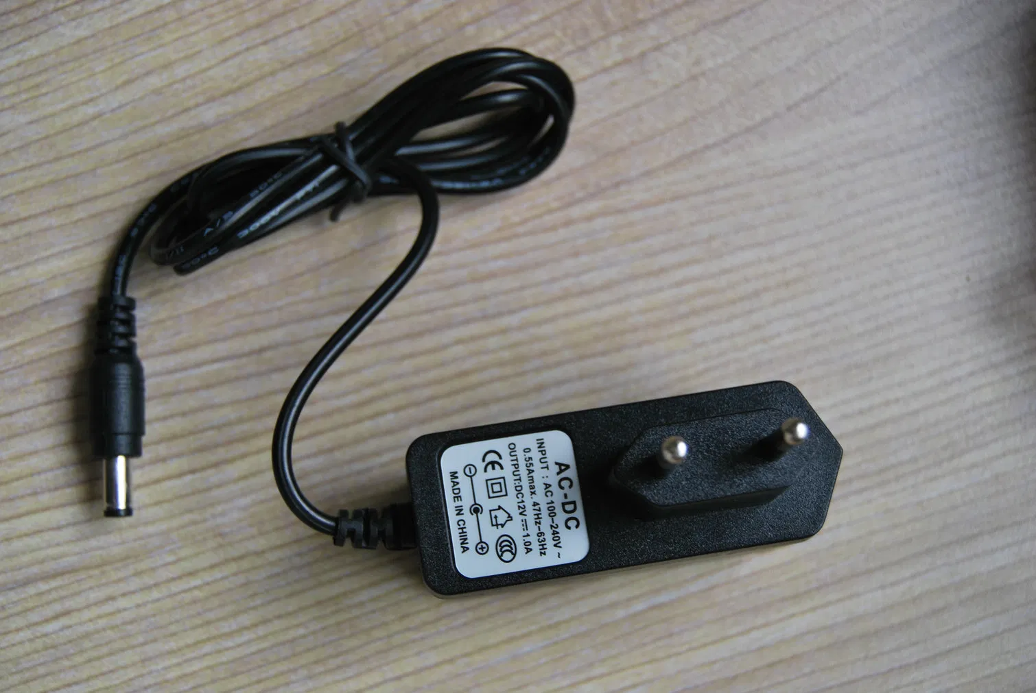 12V1a EU Plug AC DC Charger Power Adapter/Adaptor