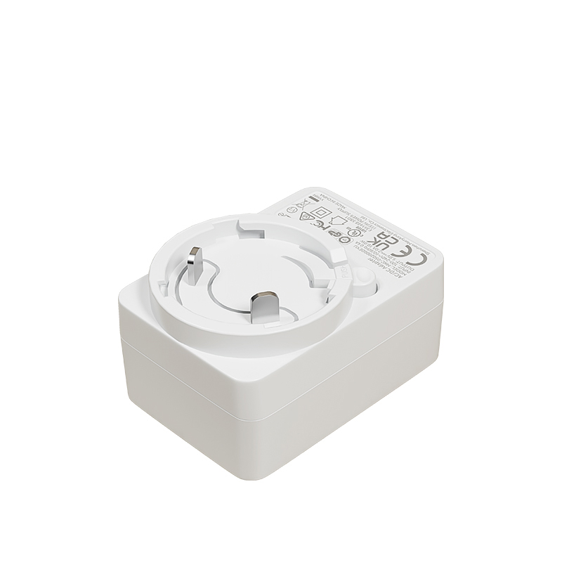 UK Us Au EU Ar Cn USB Fast Chuarger Plugs All in One 15W AC DC 12V 1A Interchangeable Power Adapter with 59*41*28.5mm DC Plug