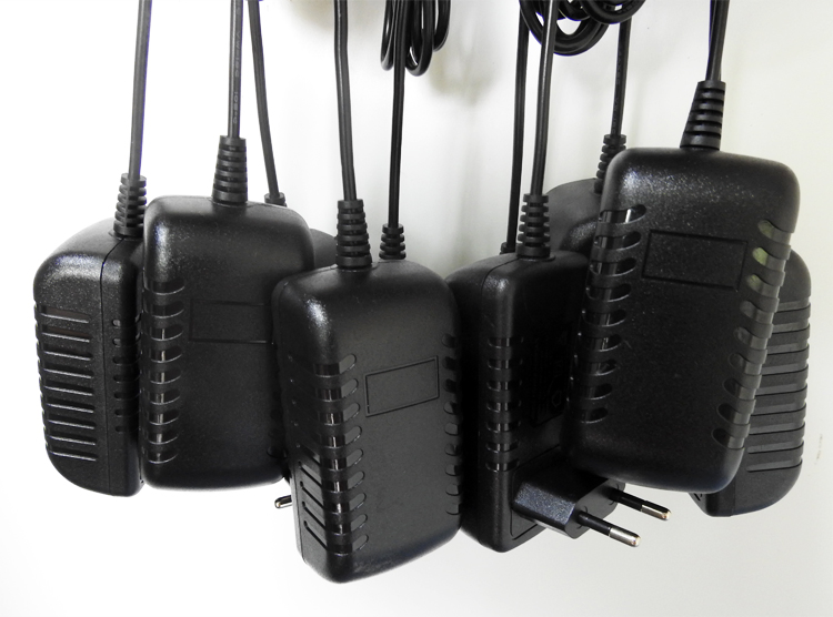 5V 6V 9V 10V 12V 15V 19V 24V 36V 500mA 0.5A 1A 2A 3A 4A 5A Wall Charger/LED LCD CCTV Custom Switching Power Supply/AC DC Power Adapter