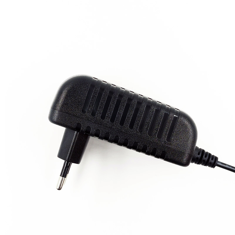 AC DC Adaptor European Standard Convenient Plug Fast Charge 12V1.5A Switching Power Adapter