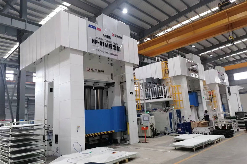 ODM The Carbon Fiber High Pressure Resin Transfer Molding (HP-RTM) equipment Factories, Product