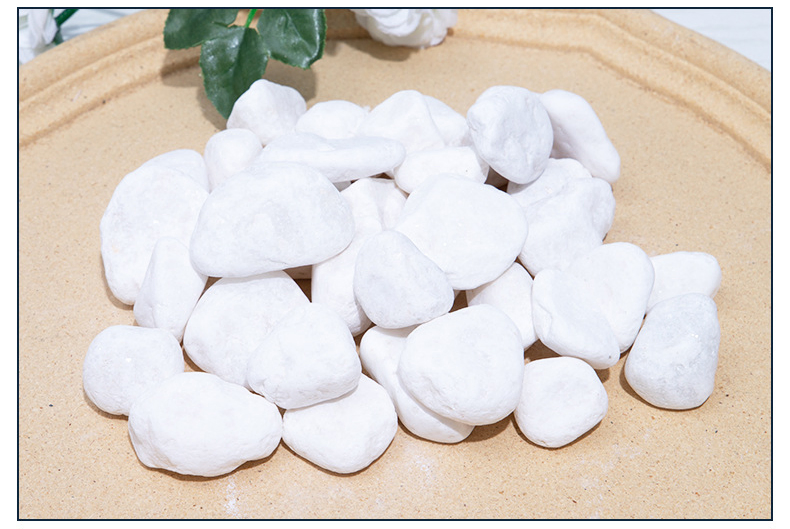 Factory Direct Sales at a Good Price: Snow-White Pebble Stones for Garden Paving and Landscape Stones