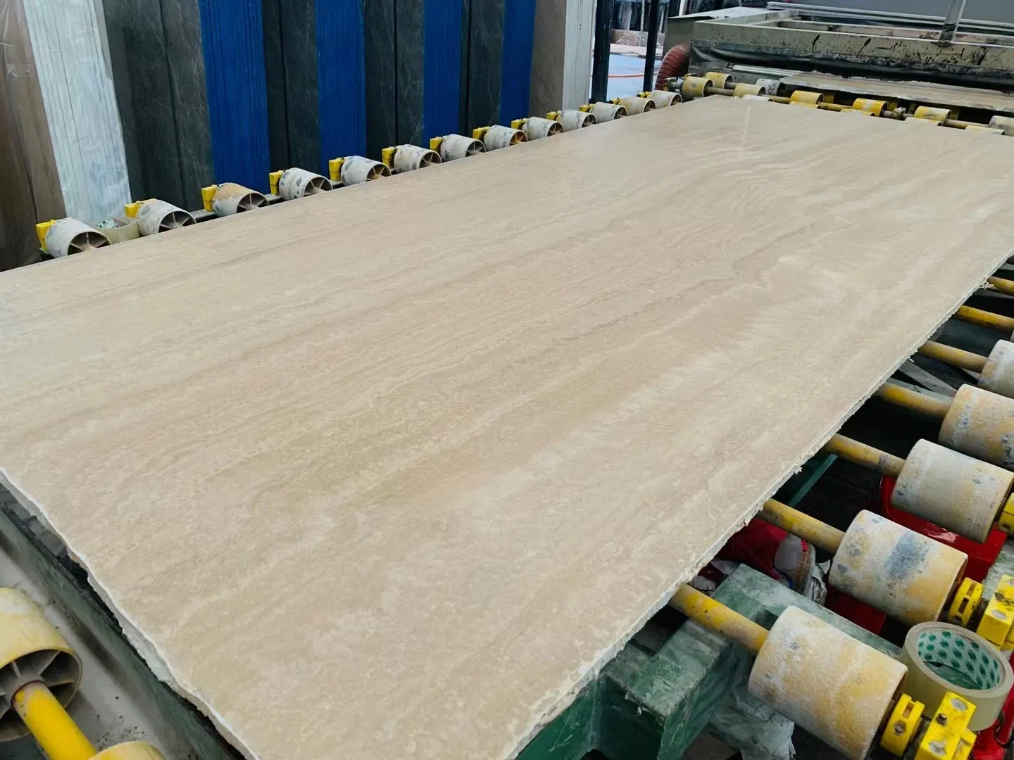 Natural Stone polished/honed Crema Romano classico travertine for floor/wall slabs/tiles/countertops/stairs/sills/column/mosaic interiors decoration