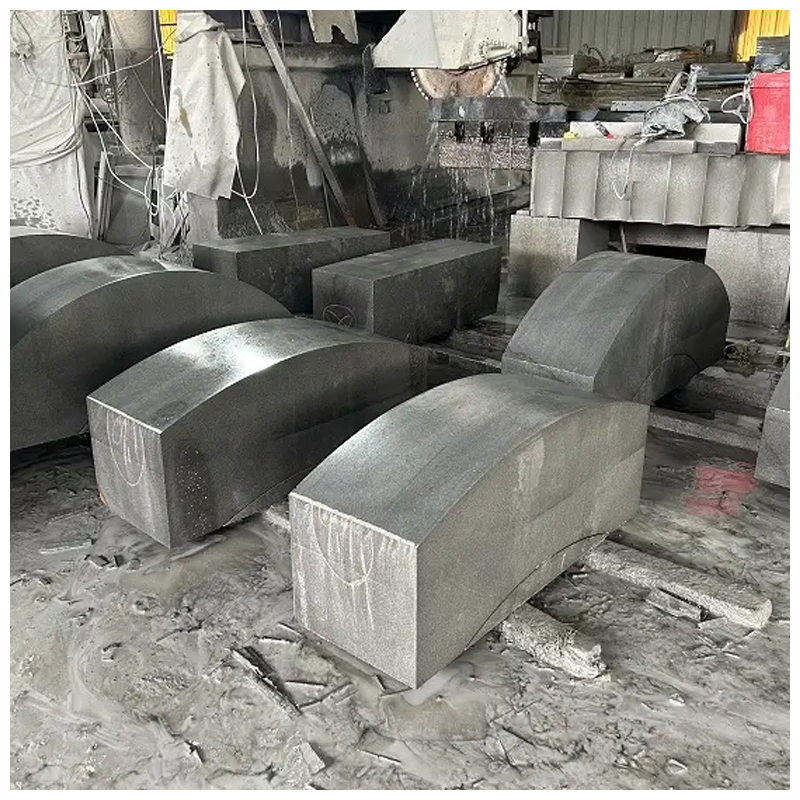 Tumbled Hainan Black Basalt Landscape Curbstone