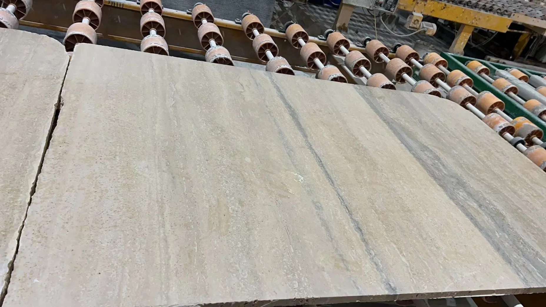 Wholesale Italy Sliver Grey Travertine for Swimming Pool Anti-Slip Running Tile Floor Wall Slab