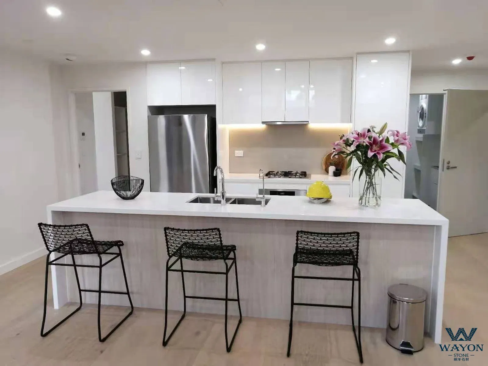 Manufacturer Artificial Quartz Stone for Projects Granite Commercial Cut-to-Size