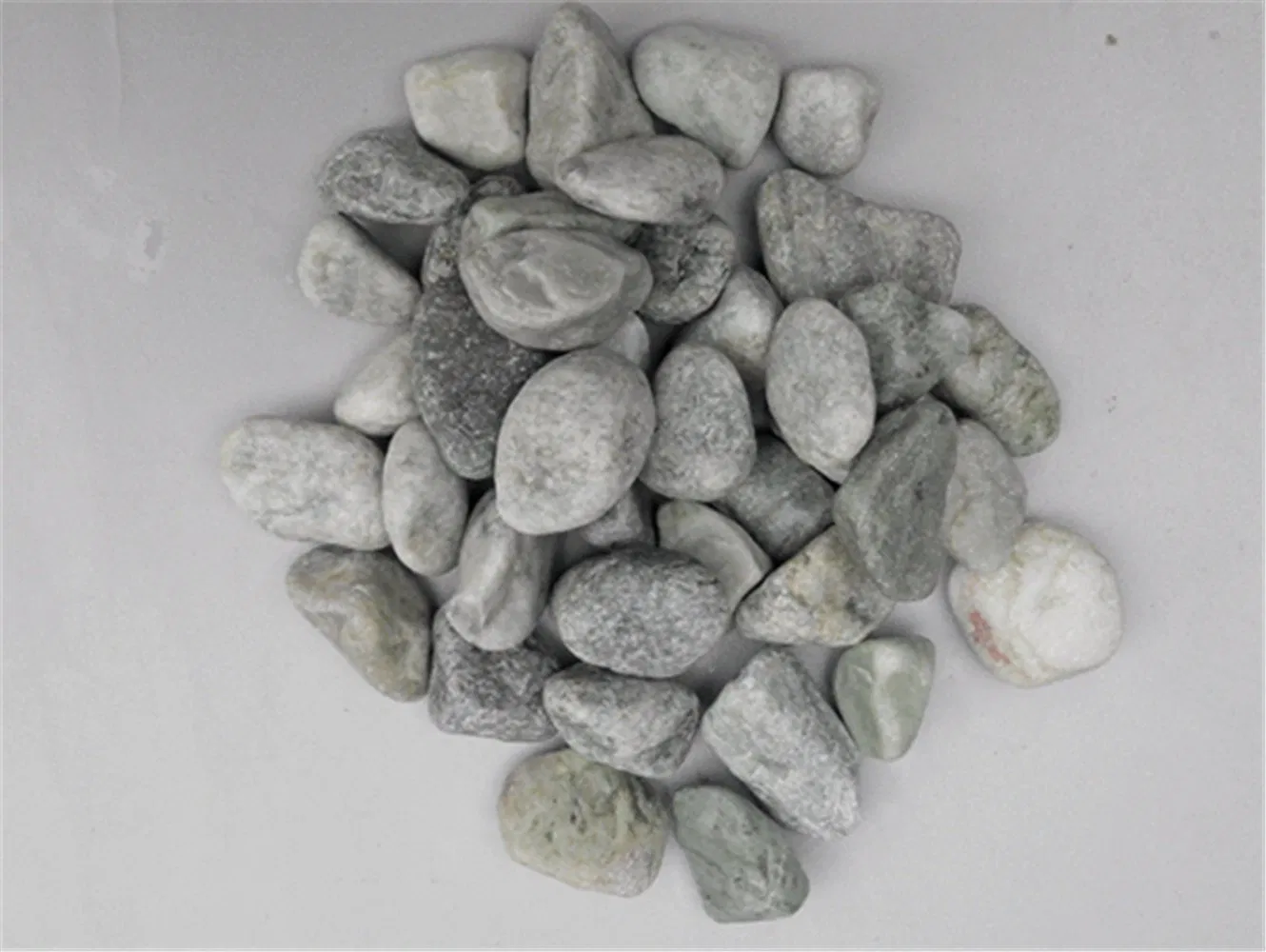 Grey Machine Pebble Stone for Garden Landscape Decoration Outdoor Project
