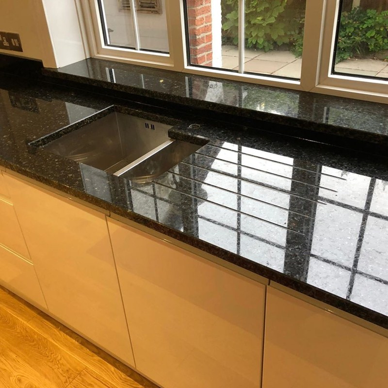 Popular Black Pearl Granite for Leathered/Honed/Polished Kitchen/Worktop/Vanity/Countertop Cut-to-Size Slab/Tile/Floor/Wall Factory Wholesale