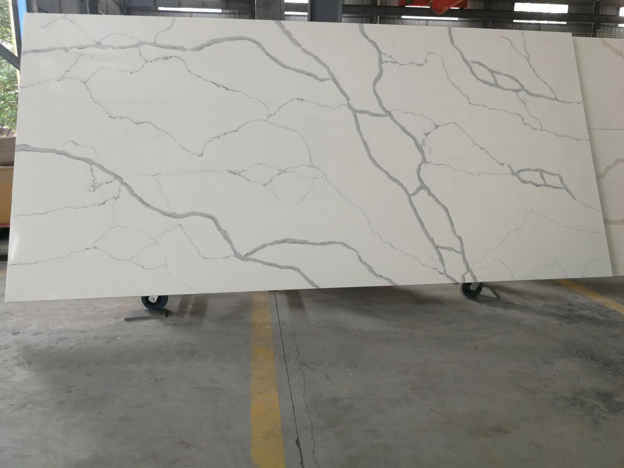 Calacatta White Quartz Stone Slabs/Engineered Stone for Countertop/Cut to Size Tiles/Vanity Tops/Background/Flooring/Backsplash