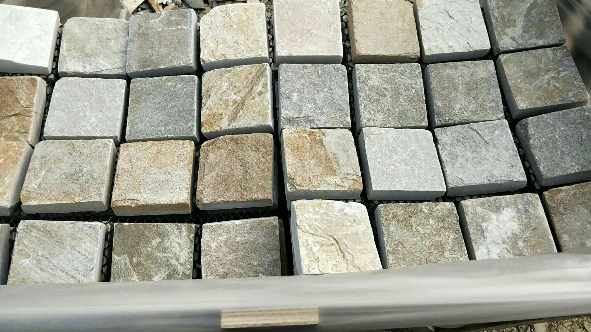 G603/G682/G602/G654/G684 Grey/Black/Red/Yellow Granite/Basalt/Block/Cobble/Cube/Flag Kerbstone for Garden Landscape/Driveway Construction Project