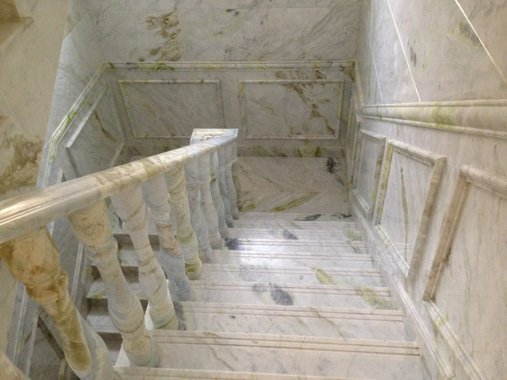 Blue River Marble Onyx Slab/Tiles Interior Staircase/Floor/Wall Panel Cladding Stone