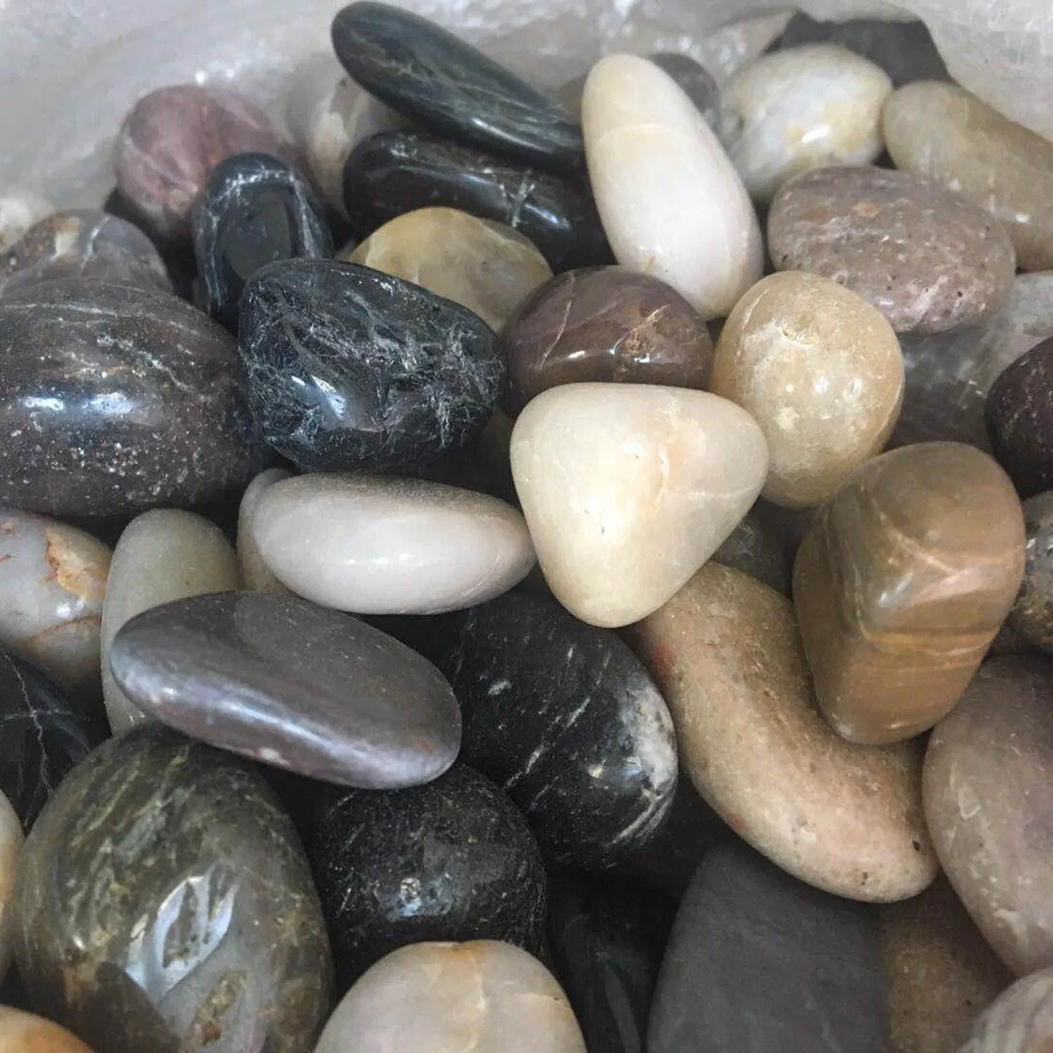 High Polished Mix Color River Stone Cheap Paving Stone Pebble for Decorative Stone