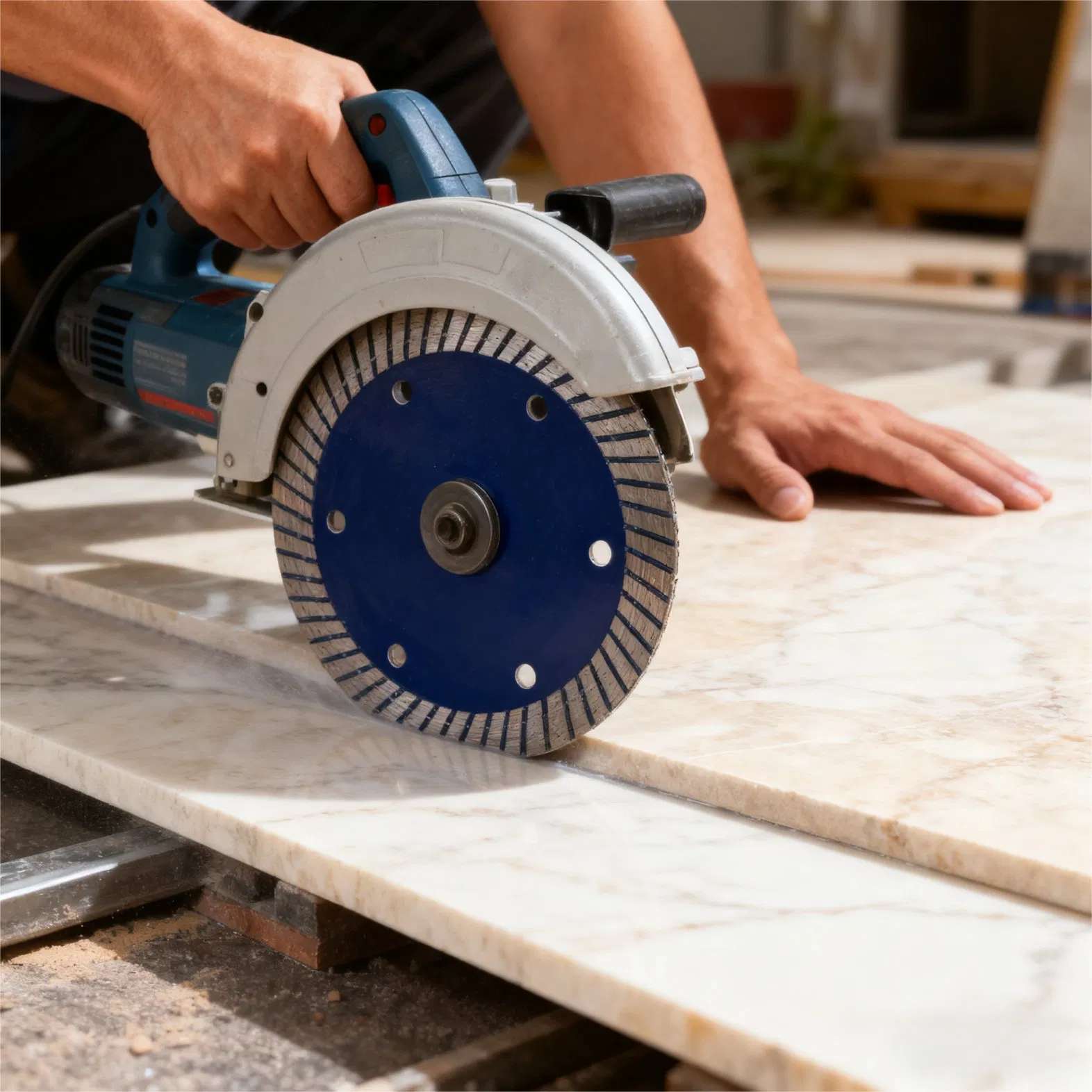 Durable Turbo Diamond Saw Blade - Dry Cutting, Limestone &amp; Concrete Block Chamfering/Cutting