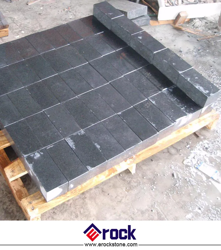 Flamed Granite Cobblestone