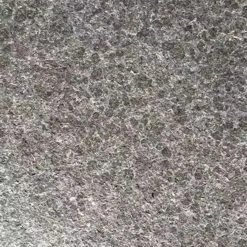 G684 Detailed Photo 2