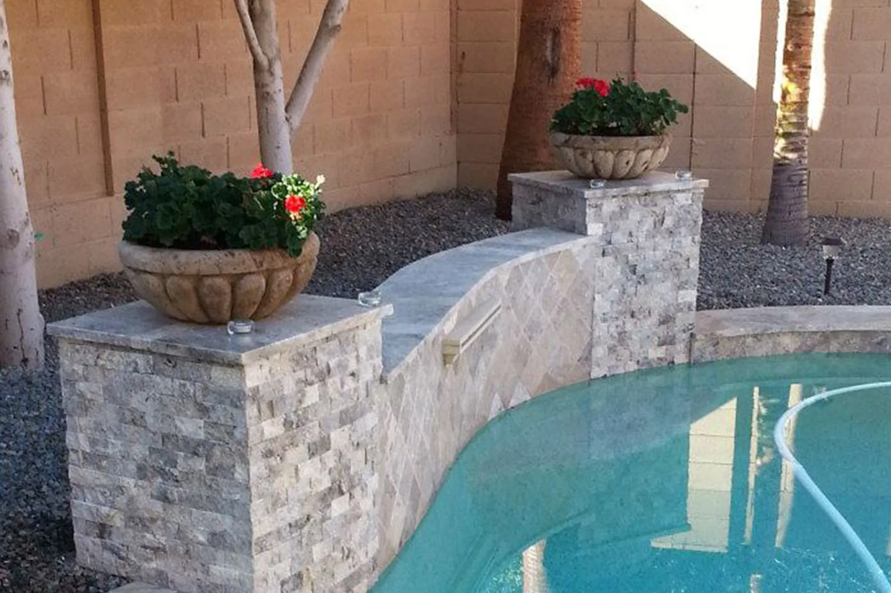 Antique Tumbled Surface Anti-Slip Design Silver Travertine Pool Decking Paver Tile and Coping