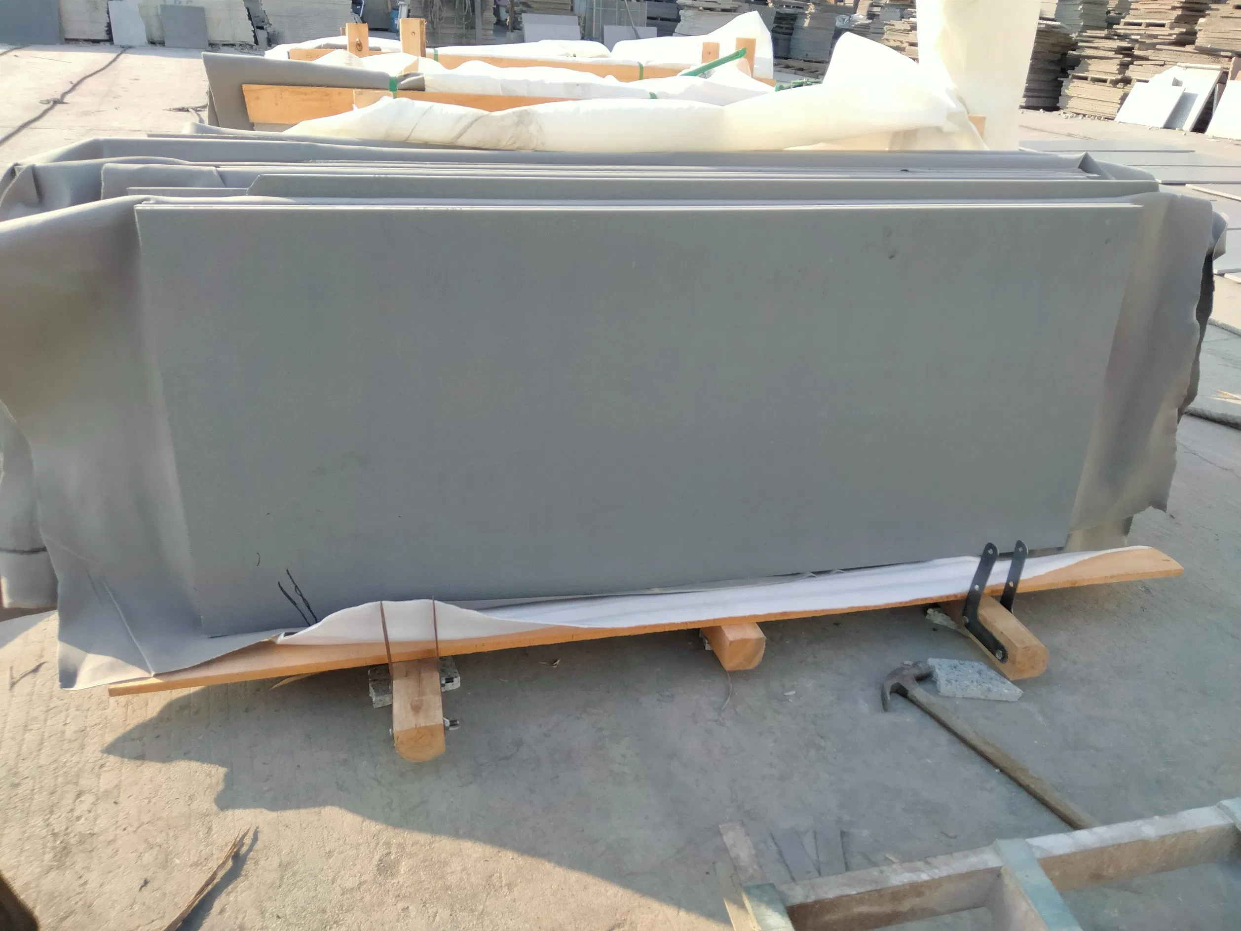 Black Grey Basalt Lava Andesite Stone for Pool Tile Flooring Tiles Feature Wall Cladding