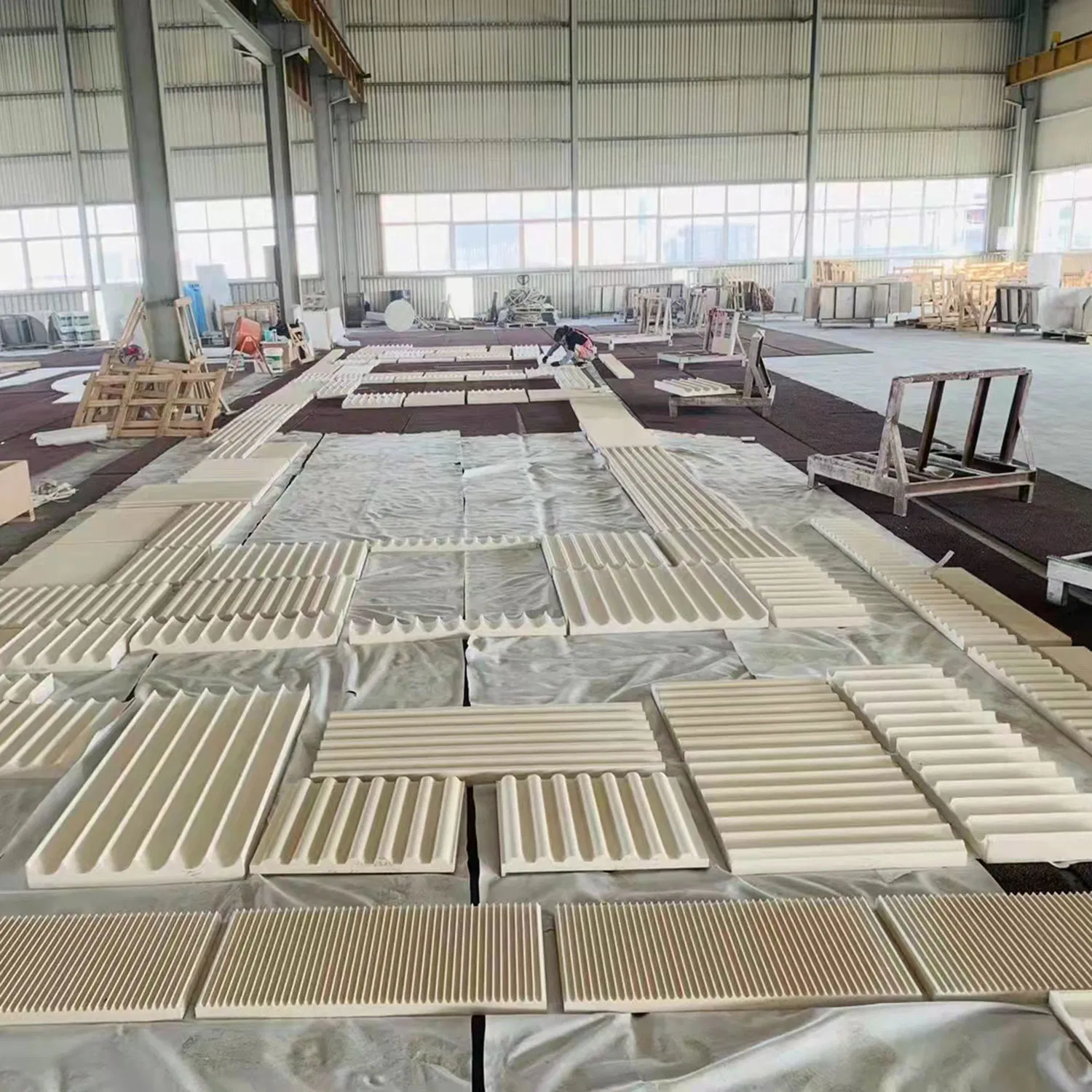 Customized Design Exterior Facade Crema Bello Limestone Blocks and Cut-to-Size