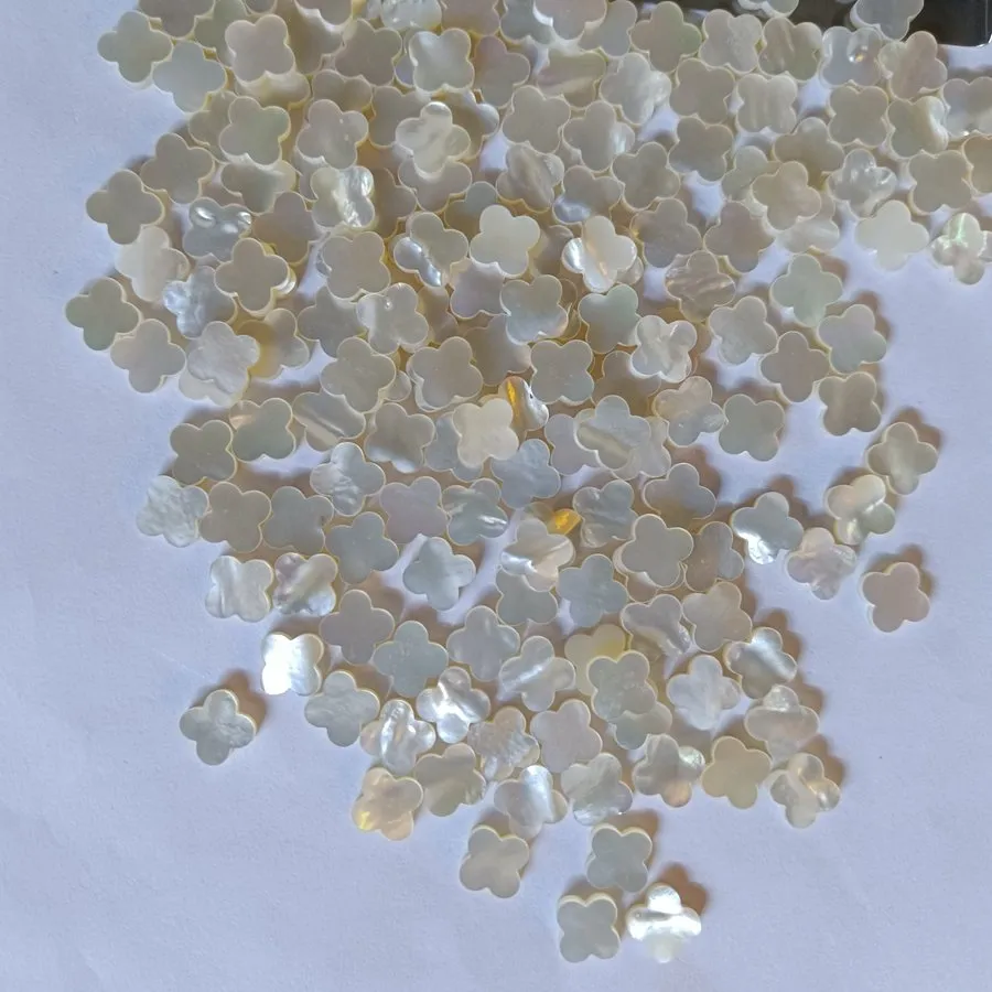 Four Leaf Clover Stone