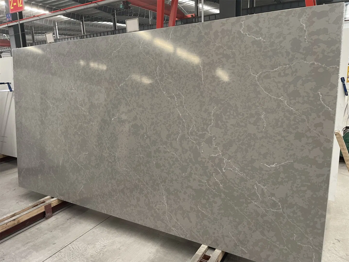 Quartz Stone Kitchen Top Building Material Decoration Calacatta Grey Artificial Stone