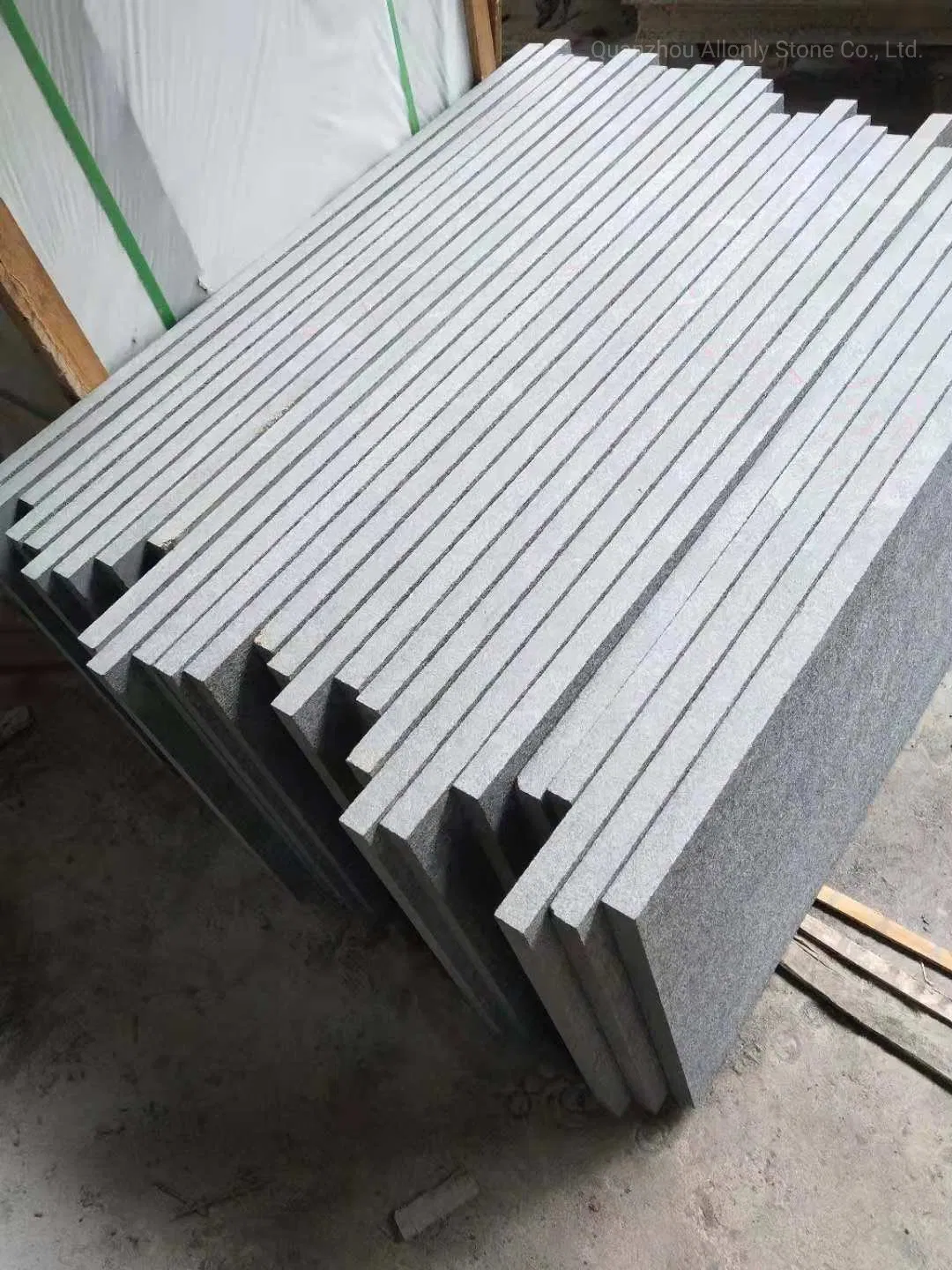 Natural Black Basalt Granite Stone Tile Wall Cladding Chisel Big Granite Blocks